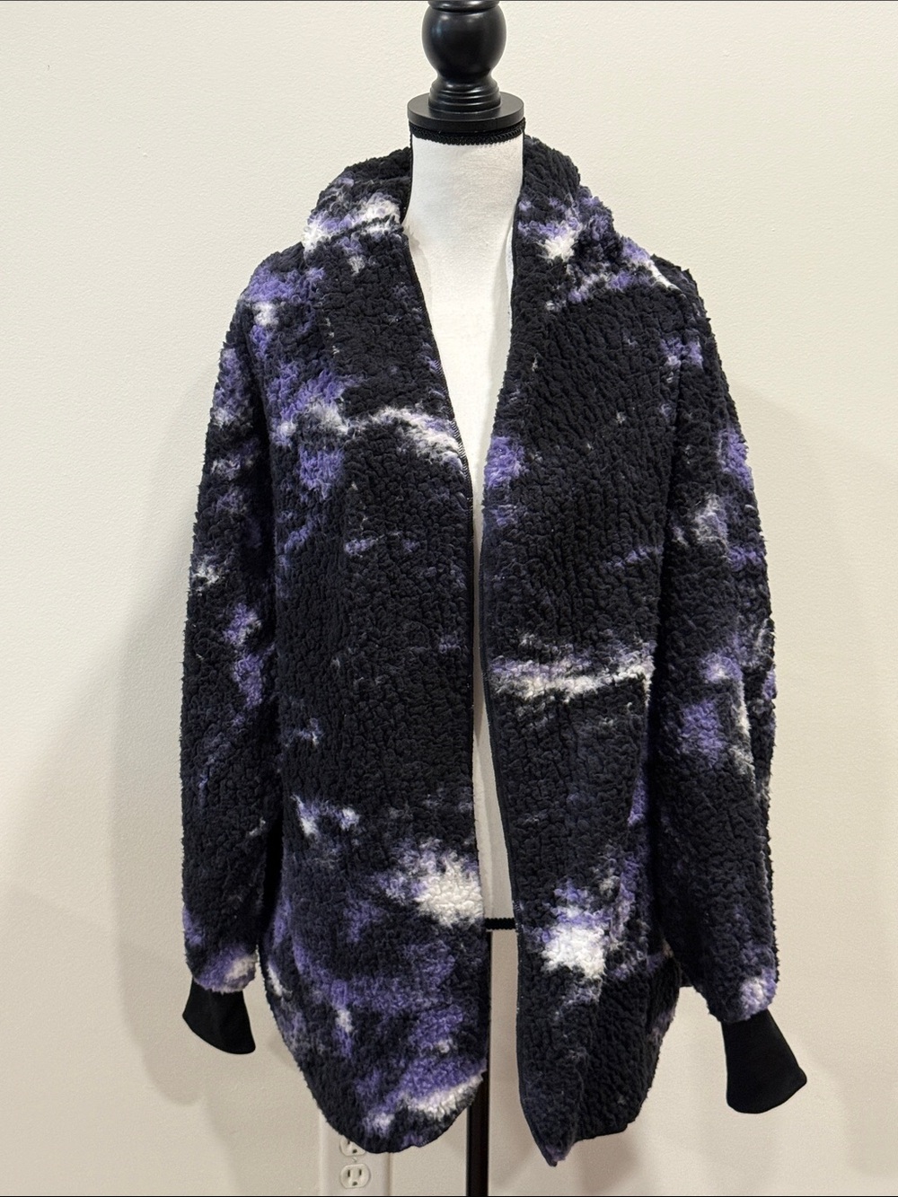 NWT LuLaRoe Teddy Bear Hooded Cozy Plush Purple/Black Sherpa Open Jacket Size L